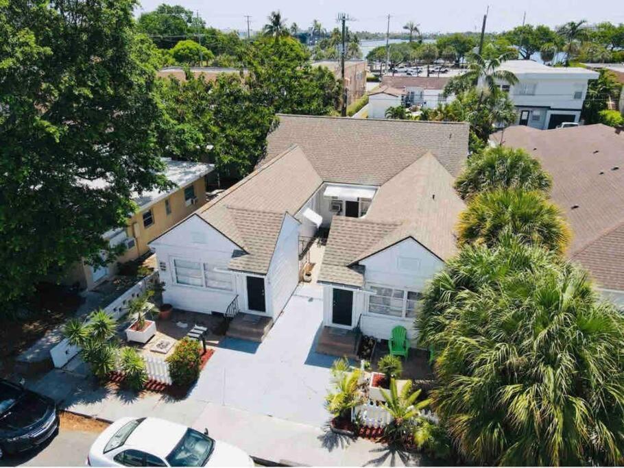 Steps To Beach & Downtown! Cozy Beach Bungalow #1 ليك وورث المظهر الخارجي الصورة